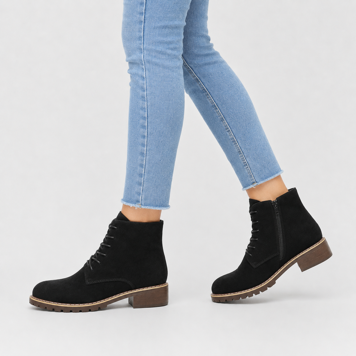 Women's Classic Lace-Up Ankle Boots